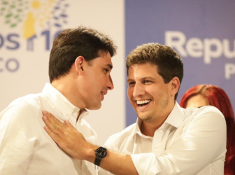 Em grande ato no Recife, Republicanos formaliza apoio à reeleição do prefeito João Campos