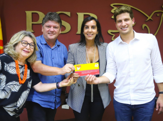 Pré-candidata a vereadora do Recife, Priscila Ferraz se filia ao PSB